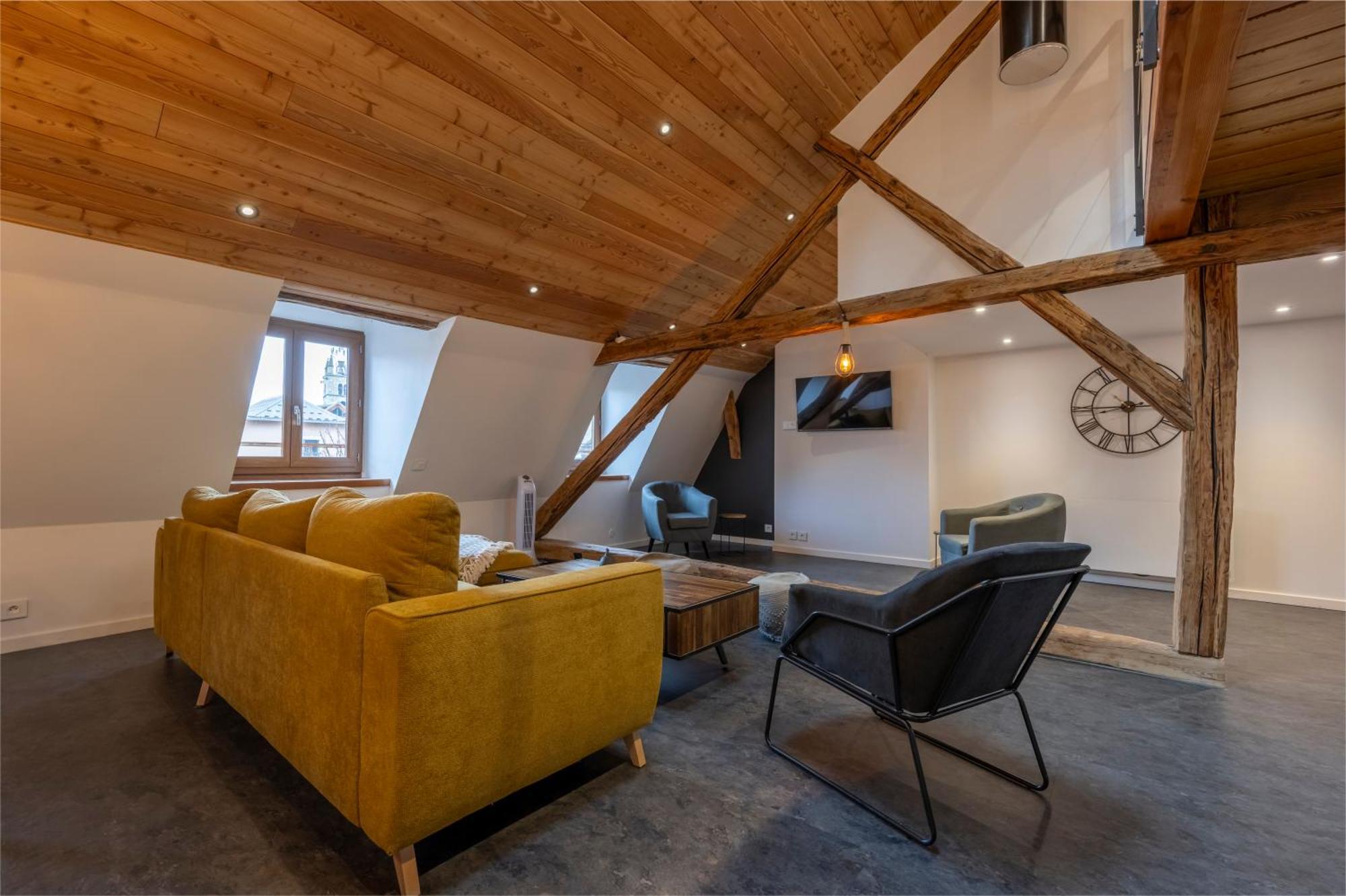 Superbe Loft - Situ Sur La Place Centrale Barcelonnette Dış mekan fotoğraf