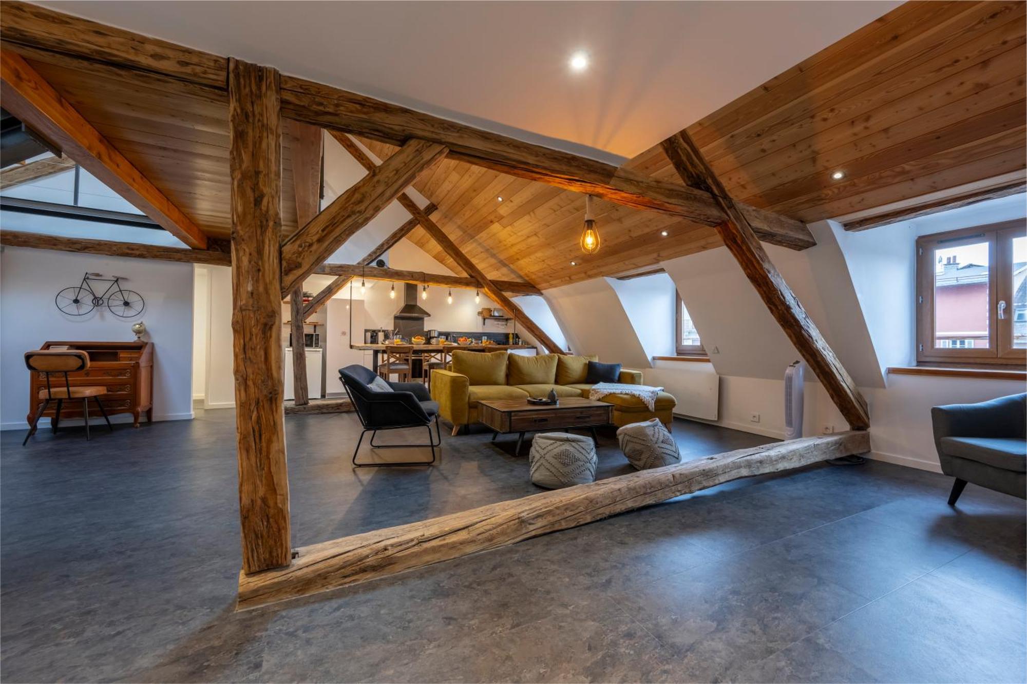 Superbe Loft - Situ Sur La Place Centrale Barcelonnette Dış mekan fotoğraf