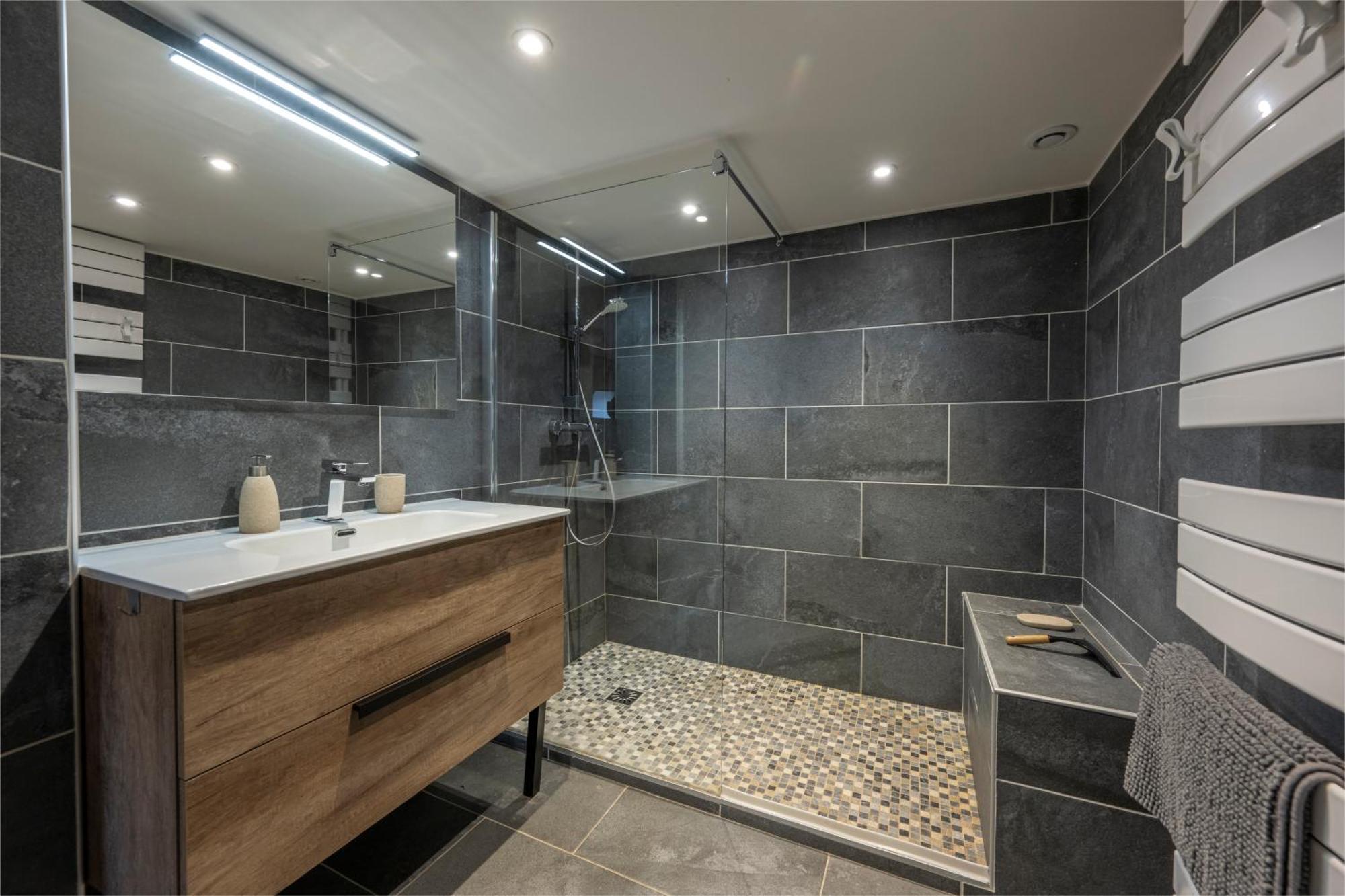 Superbe Loft - Situ Sur La Place Centrale Barcelonnette Dış mekan fotoğraf